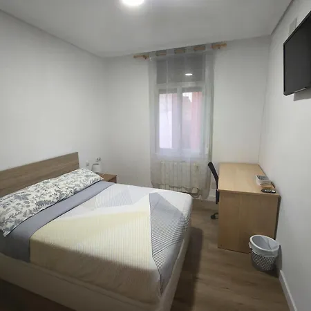 Quarto em Acomodações Particulares Habitación Centro Zona Artística Bilbau